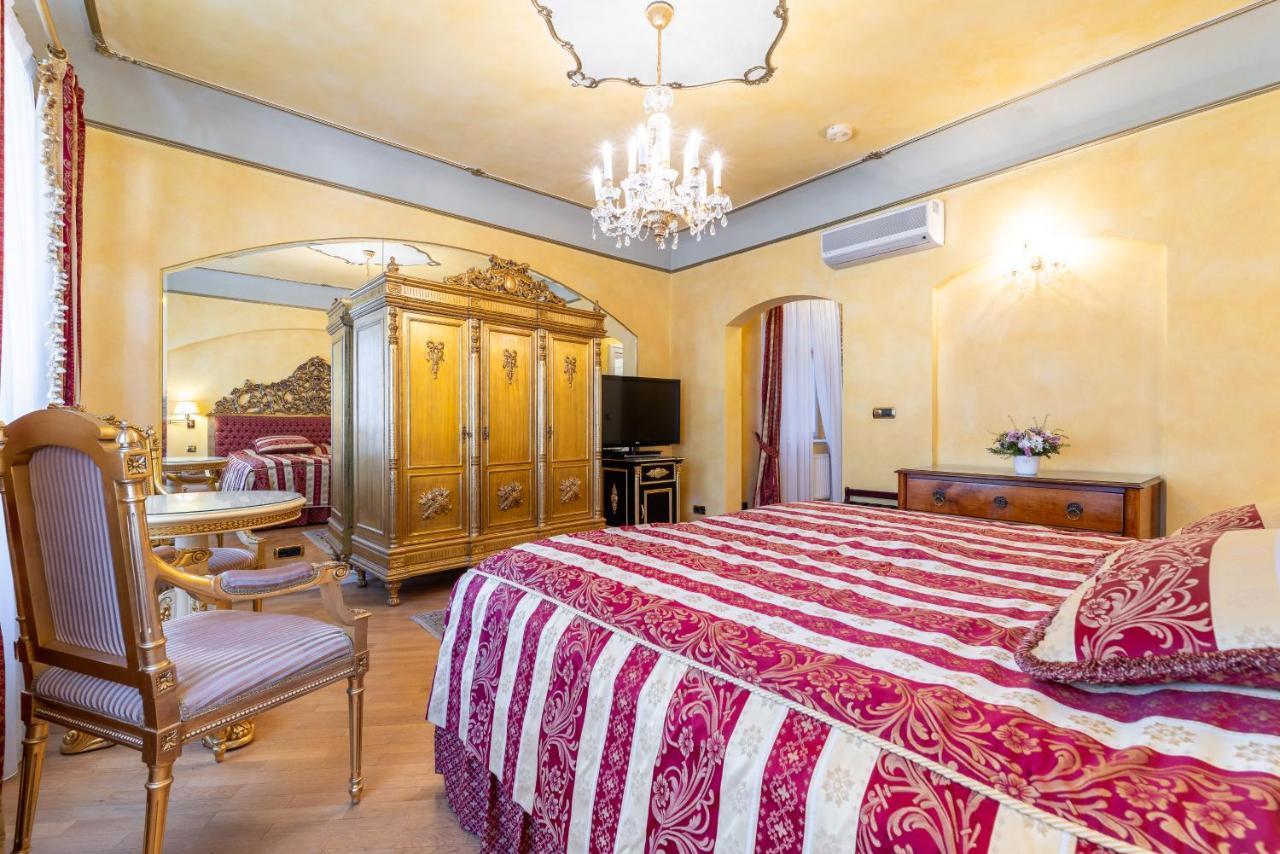Nosticova Apartments Praha Bagian luar foto