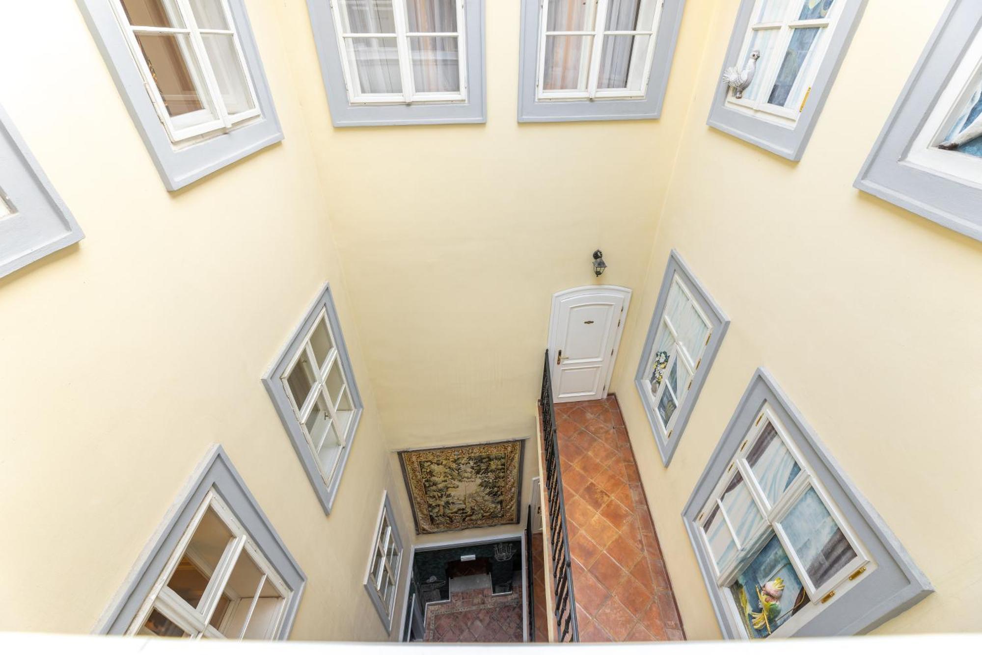 Nosticova Apartments Praha Bagian luar foto