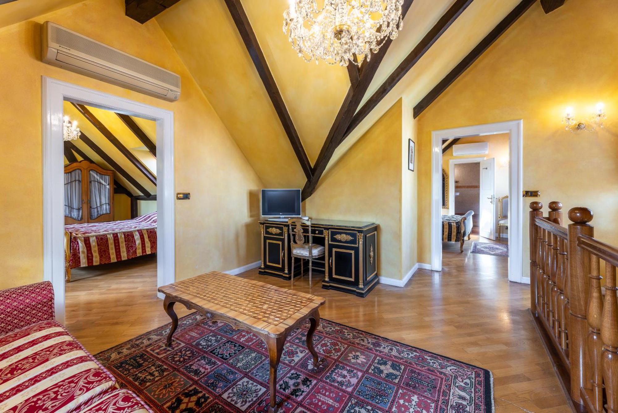 Nosticova Apartments Praha Bagian luar foto