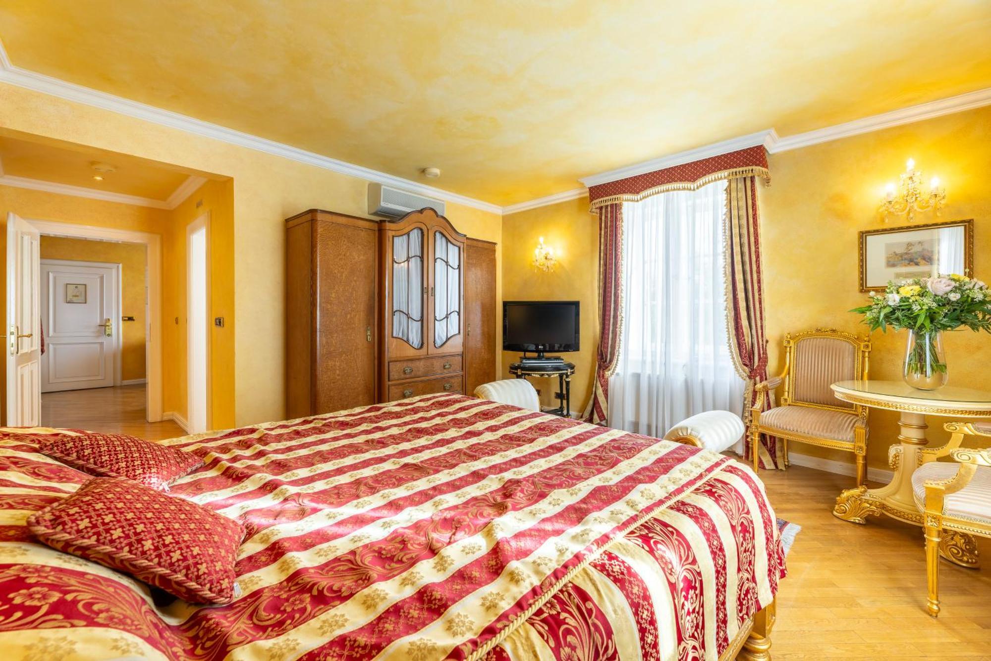 Nosticova Apartments Praha Bagian luar foto