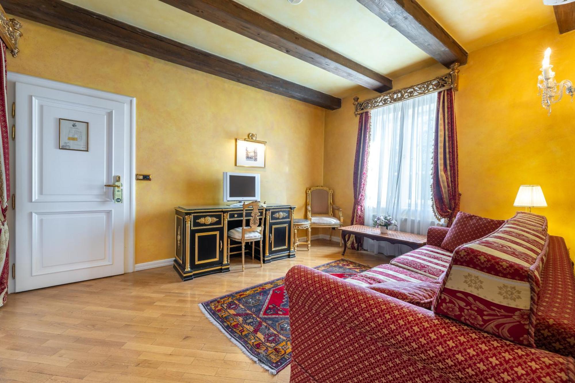 Nosticova Apartments Praha Bagian luar foto