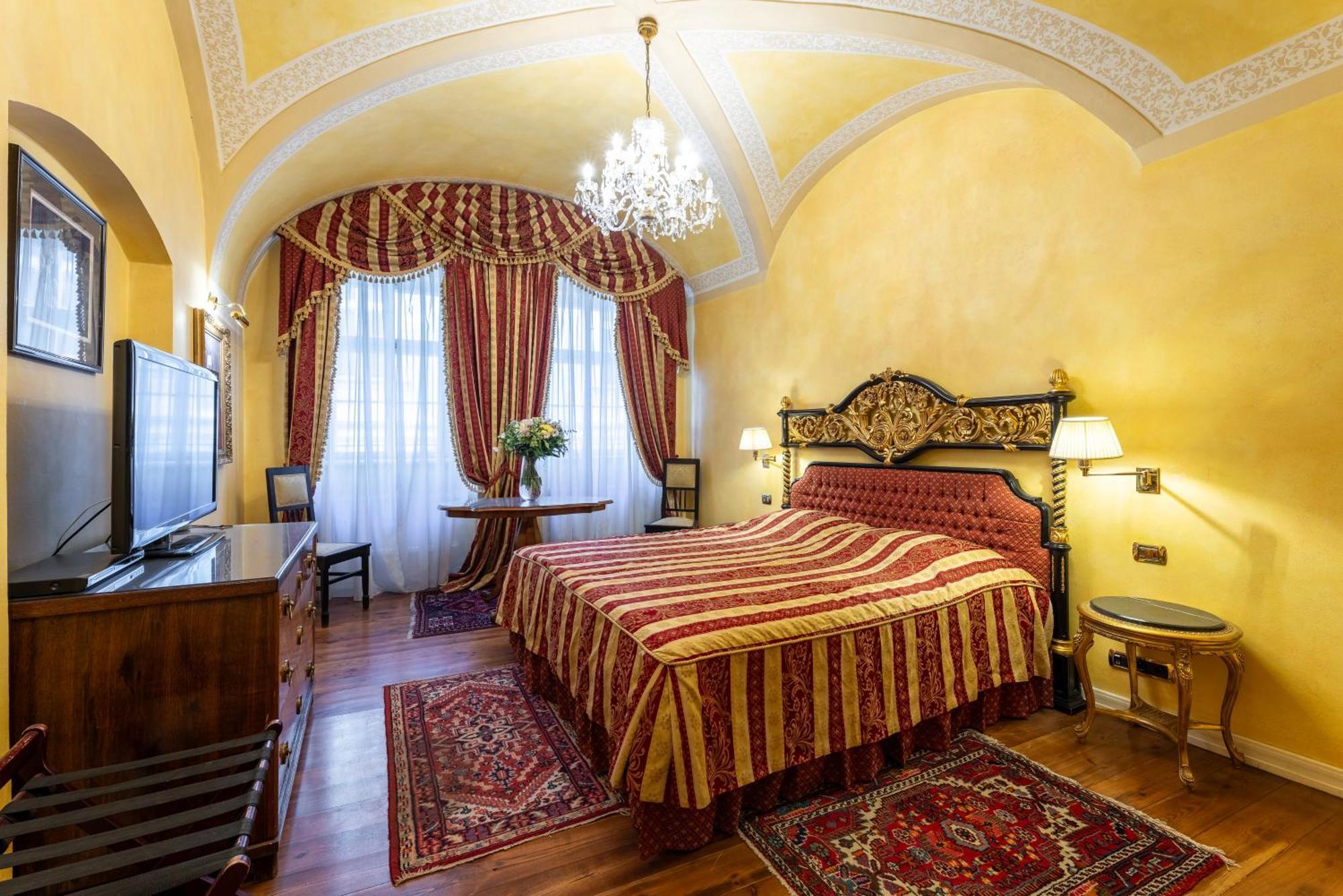 Nosticova Apartments Praha Bagian luar foto